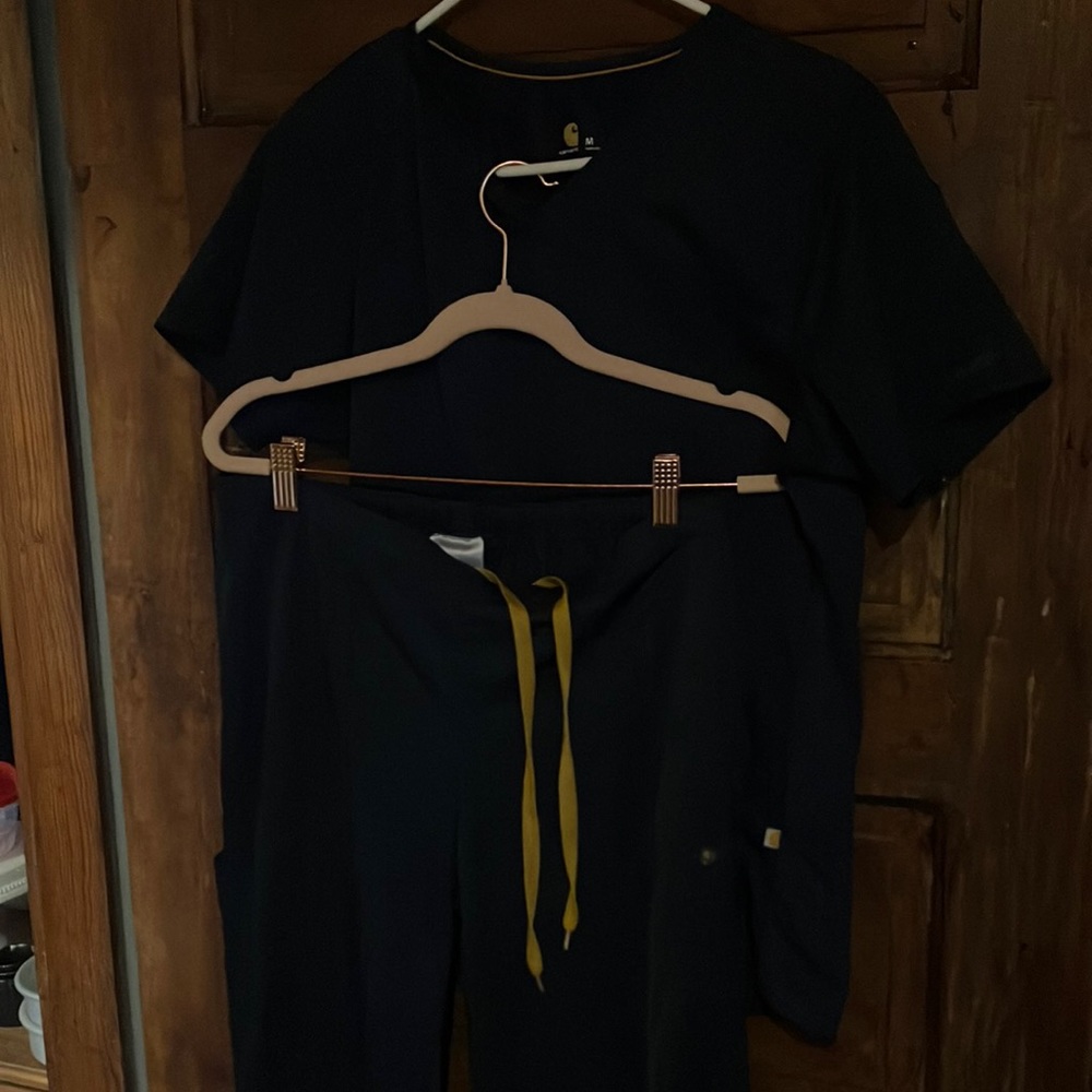 Carhartt Medium scrubs blue